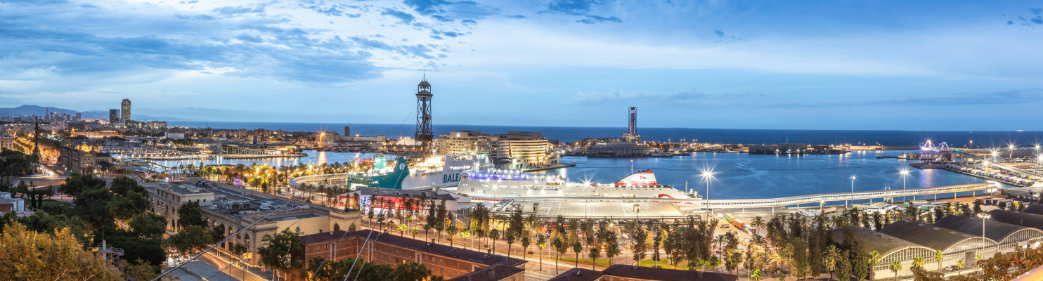 Vista del puerto de Barcelona